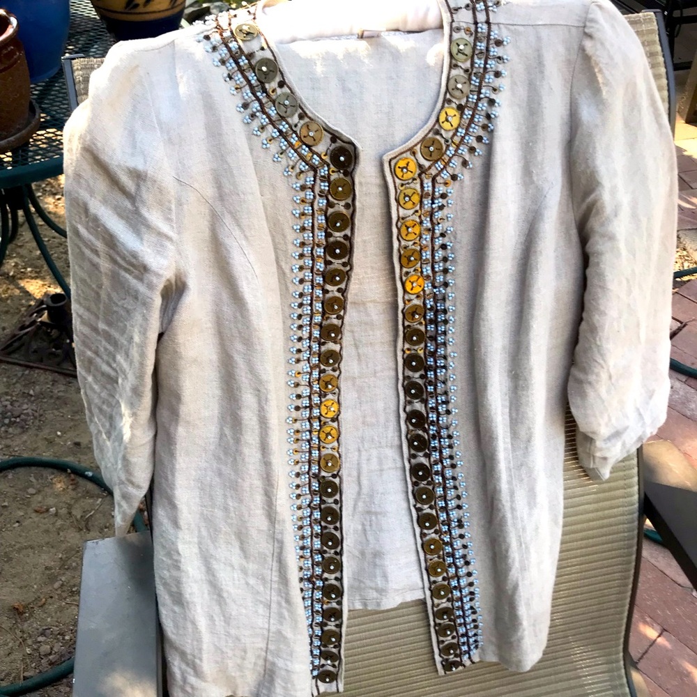 Chicos dress top.  Elegant. Dress up or down with jeans.  Easy care